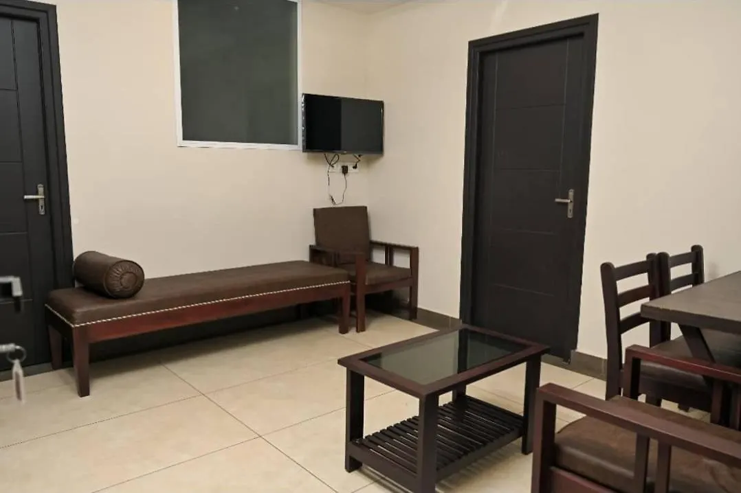 Apartament Guruvayoor Suits Pankaj Suits Thrissur Indie